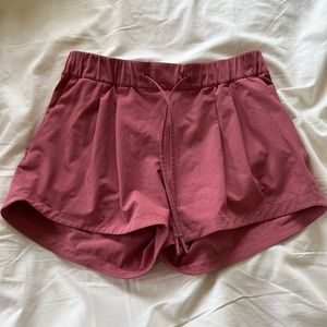 Pink lululemon Stroll at Sunset Mid Rise Short “3 inch
